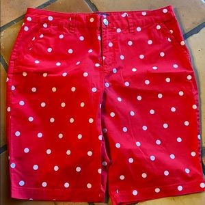 Gloria Vanderbilt shorts. Size 12